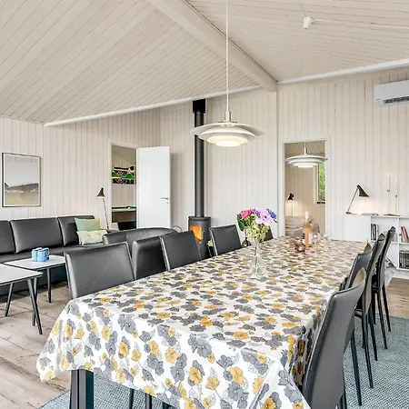 Holiday home 5 Bedroom Amazing In Sydals *